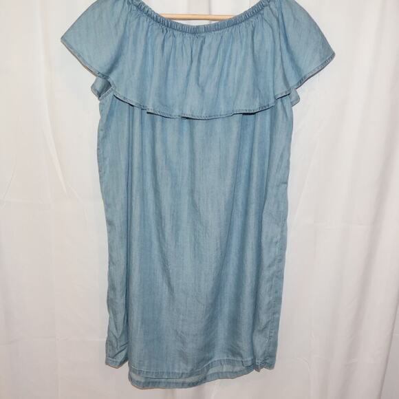 NWT Hinge Top One Size Blue Chambray Ruffled Elastic Neck - Picture 10 of 15